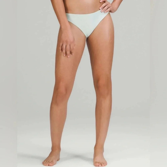 Lululemon NWT Waterside Mid-Rise Skimpy-Fit Swim Bottom Size XL - Picture 1 of 9